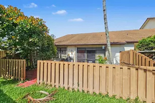 1160 Parkside Green Dr, Greenacres, FL 33415 - Photo 32