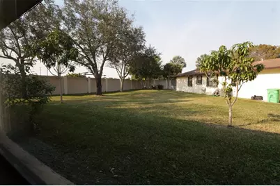2987 NW 110th Avenue, Sunrise, FL 33322 - Photo 16