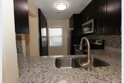 2987 NW 110th Avenue, Sunrise, FL 33322 - Photo 2