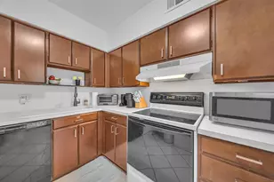 1150 Madruga Ave, Miami, FL 33146 - Photo 12