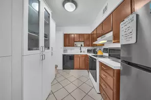 1150 Madruga Ave, Miami, FL 33146 - Photo 10