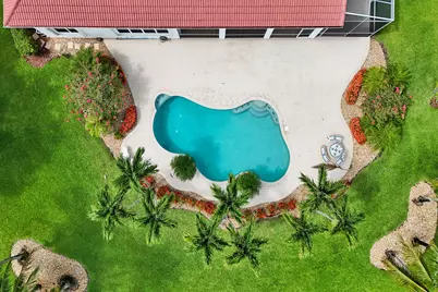 13027 SW 41st Street, Davie, FL 33330 - Photo 10