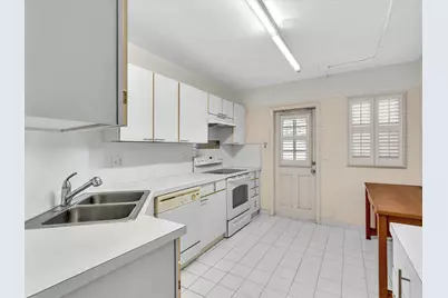 9101 W Sample Road #204, Coral Springs, FL 33065 - Photo 12