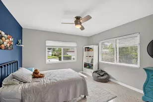 338 Edmor Rd, West Palm Beach, FL 33405 - Photo 8