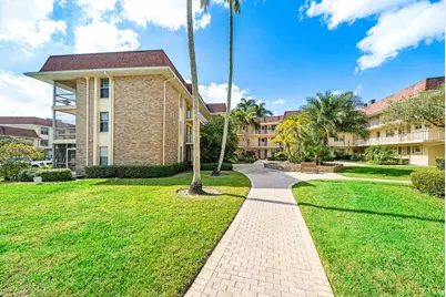 5540 Tamberlane Circle #221, Palm Beach Gardens, FL 33418 - Photo 2