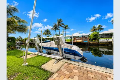 1111 SW Pepperridge Terrace, Boca Raton, FL 33486 - Photo 32