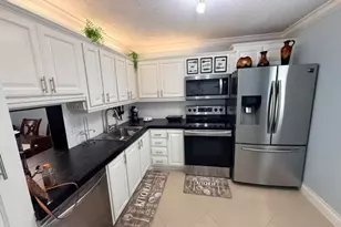 300 NE 26th Ave, Boynton Beach, FL 33435 - Photo 1