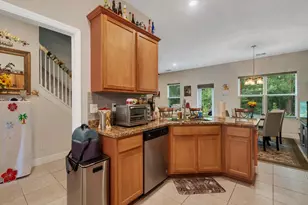 710 NE Turtleback Trail, Port Saint Lucie, FL 34983 - Photo 4
