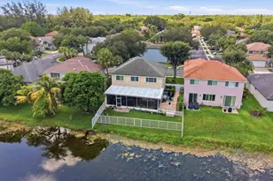 9807 NW 20th St, Pembroke Pines, FL 33024 - Photo 44