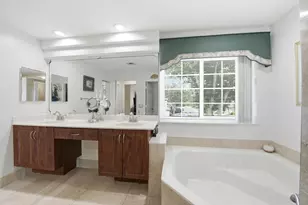 9807 NW 20th St, Pembroke Pines, FL 33024 - Photo 20
