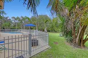 559 SW Squire Johns Ln, Palm City, FL 34990 - Photo 48