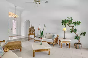 559 SW Squire Johns Ln, Palm City, FL 34990 - Photo 8