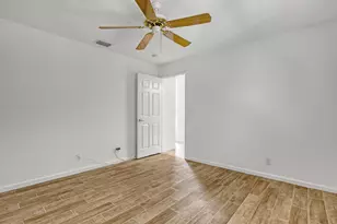 559 SW Squire Johns Ln, Palm City, FL 34990 - Photo 28