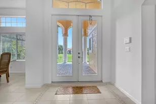 559 SW Squire Johns Ln, Palm City, FL 34990 - Photo 4