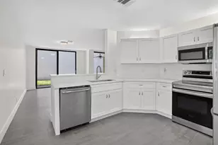 1671 NW 107th Ln, Plantation, FL 33322 - Photo 18