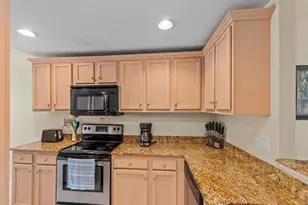 4210 Gator Trace Ave, Fort Pierce, FL 34982 - Photo 8
