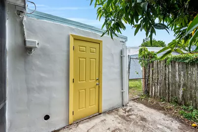 2029 Ardmore Road, West Palm Beach, FL 33409 - Photo 24