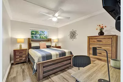 1125 NE 16th Place #209, Fort Lauderdale, FL 33305 - Photo 4