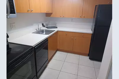407 Executive Center Drive #203, West Palm Beach, FL 33401 - Photo 4