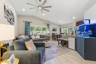 1264 Pine Sage Cir, West Palm Beach, FL 33409 - Photo 4
