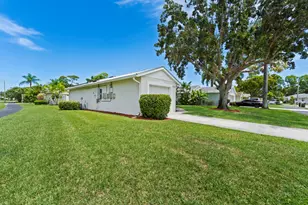 1264 Pine Sage Cir, West Palm Beach, FL 33409 - Photo 24