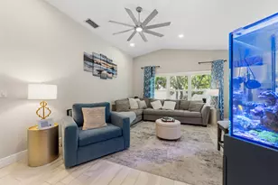 1264 Pine Sage Cir, West Palm Beach, FL 33409 - Photo 10
