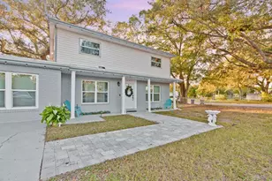 301 20th Ave SW, Vero Beach, FL 32962 - Photo 1