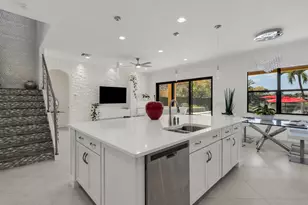 8256 Bradford Way, Parkland, FL 33076 - Photo 14