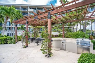 1830 Embassy Dr, West Palm Beach, FL 33401 - Photo 12