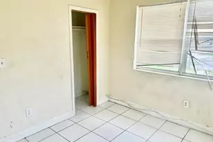 5320 SW 25th Ct, West Park, FL 33023 - Photo 18