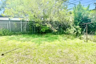 5320 SW 25th Ct, West Park, FL 33023 - Photo 14