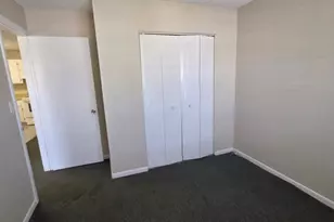 5168 NE 6th Ave, Oakland Park, FL 33334 - Photo 6