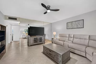942 Normandy T Trail #942, Delray Beach, FL 33484 - Photo 4
