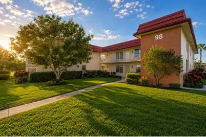 98 Spring Lake Drive #103, Vero Beach, FL 32962 - Photo 1