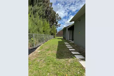 315 Kaye Street, Fort Pierce, FL 34947 - Photo 46