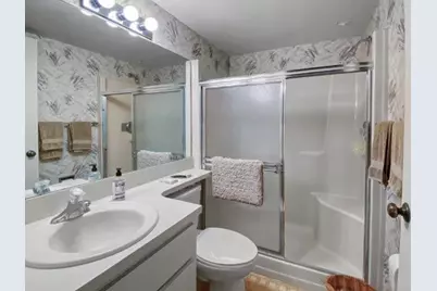 62 Springdale Circle, Palm Springs, FL 33461 - Photo 6