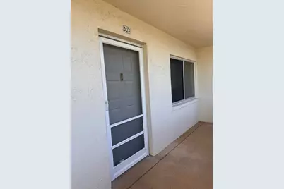 3178 Via Poinciana #303, Lake Worth, FL 33467 - Photo 2