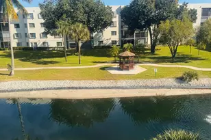 3178 Via Poinciana, Lake Worth, FL 33467 - Photo 24