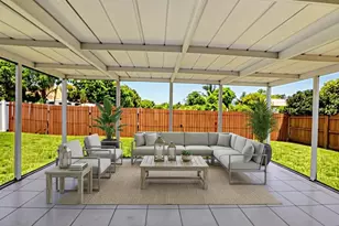 23172 Bentley Pl, Boca Raton, FL 33433 - Photo 24