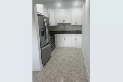2100 Springdale Boulevard #303, Palm Springs, FL 33461 - Photo 8