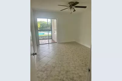 2100 Springdale Boulevard #303, Palm Springs, FL 33461 - Photo 10