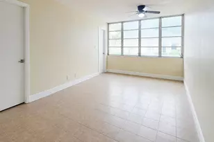 1401 NE Miami Gardens Dr, Miami, FL 33179 - Photo 8