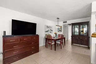 347 Windsor O, West Palm Beach, FL 33417 - Photo 8