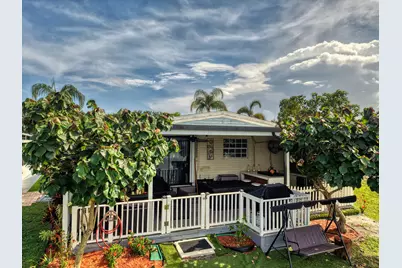 139 Plantation Boulevard, Greenacres, FL 33467 - Photo 24