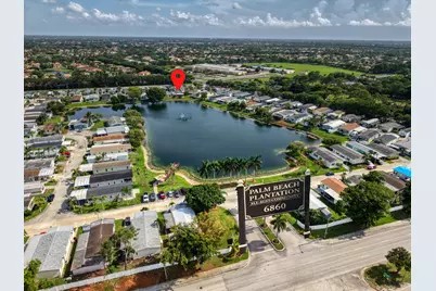 139 Plantation Boulevard, Greenacres, FL 33467 - Photo 2
