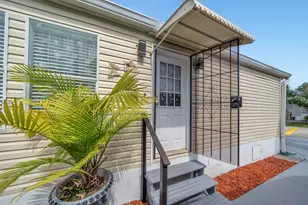 139 Plantation Blvd, Greenacres, FL 33467 - Photo 8