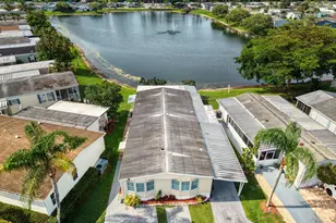 139 Plantation Blvd, Greenacres, FL 33467 - Photo 4