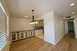 22 Somerset A, West Palm Beach, FL 33417 - Photo 4