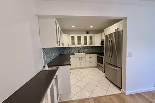 22 Somerset A, West Palm Beach, FL 33417 - Photo 12