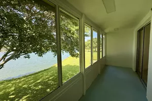 22 Somerset A, West Palm Beach, FL 33417 - Photo 2